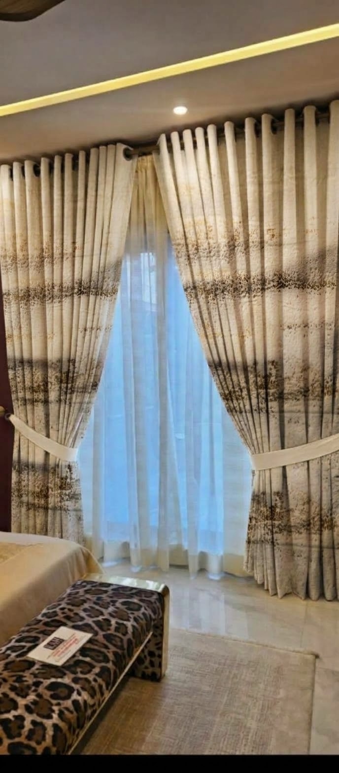 Palace Bloom Texture Velvet curtains